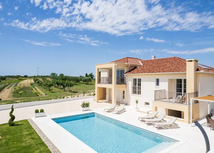 Villa Luxury Morus With Pool 50m2 Gym Murvica (Policnik)