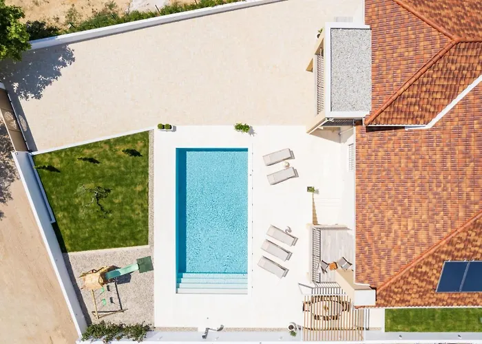 Luxury Morus With Pool 50m2 Gym Murvica (Policnik)