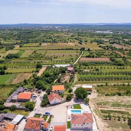 Villa Luxury Morus With Pool 50m2 Gym