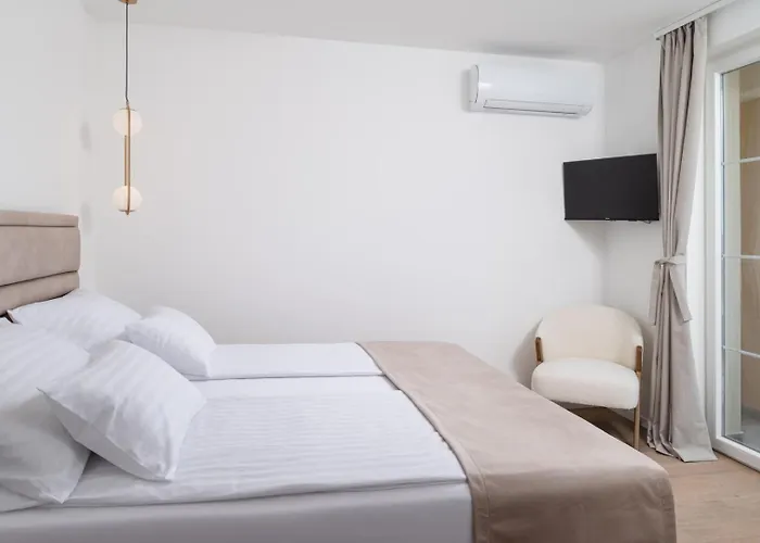 Luxury Morus With Pool 50m2 Gym Murvica (Policnik)